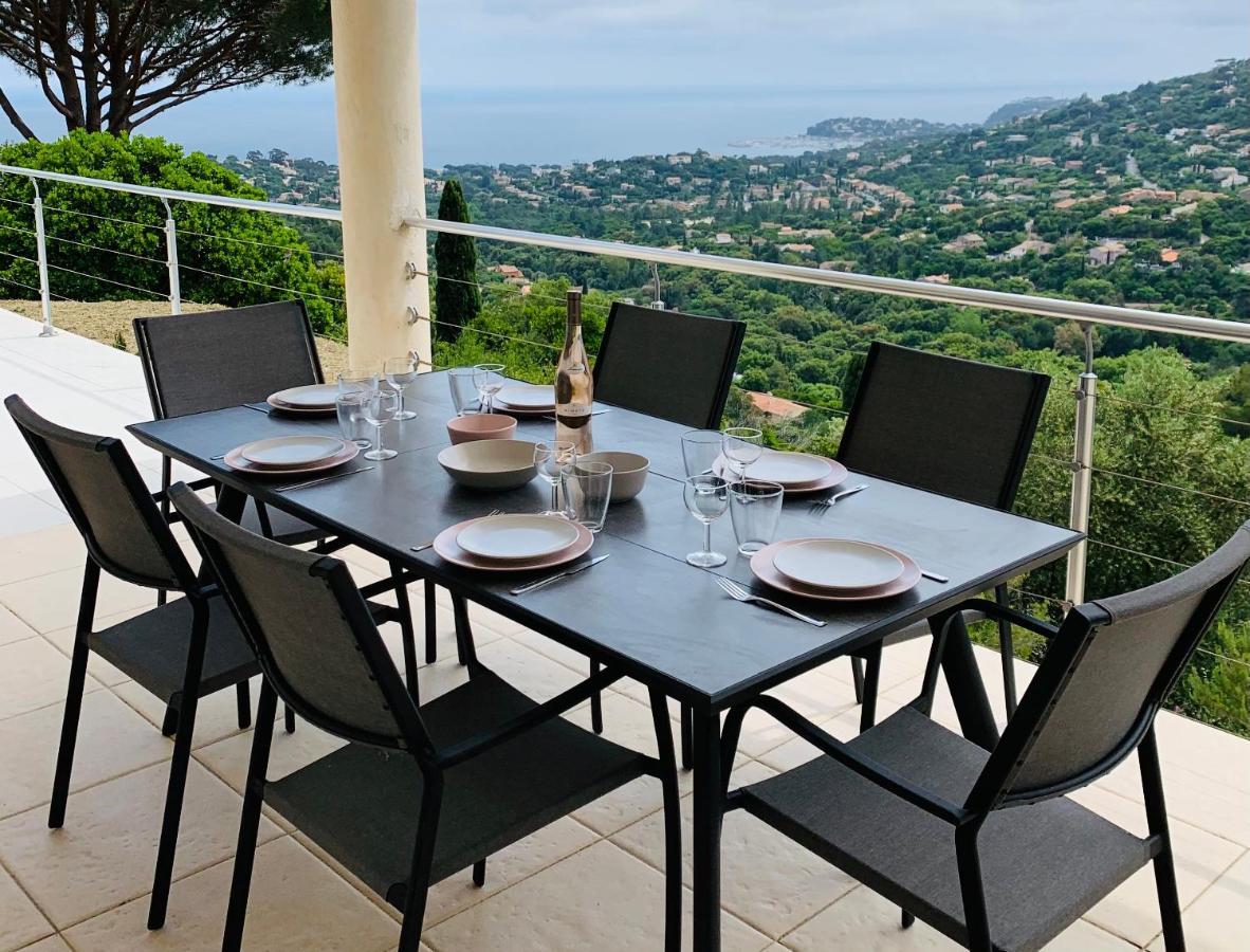 Maison Avec Vue Panoramique Cavalaire-sur-Mer Exteriér fotografie