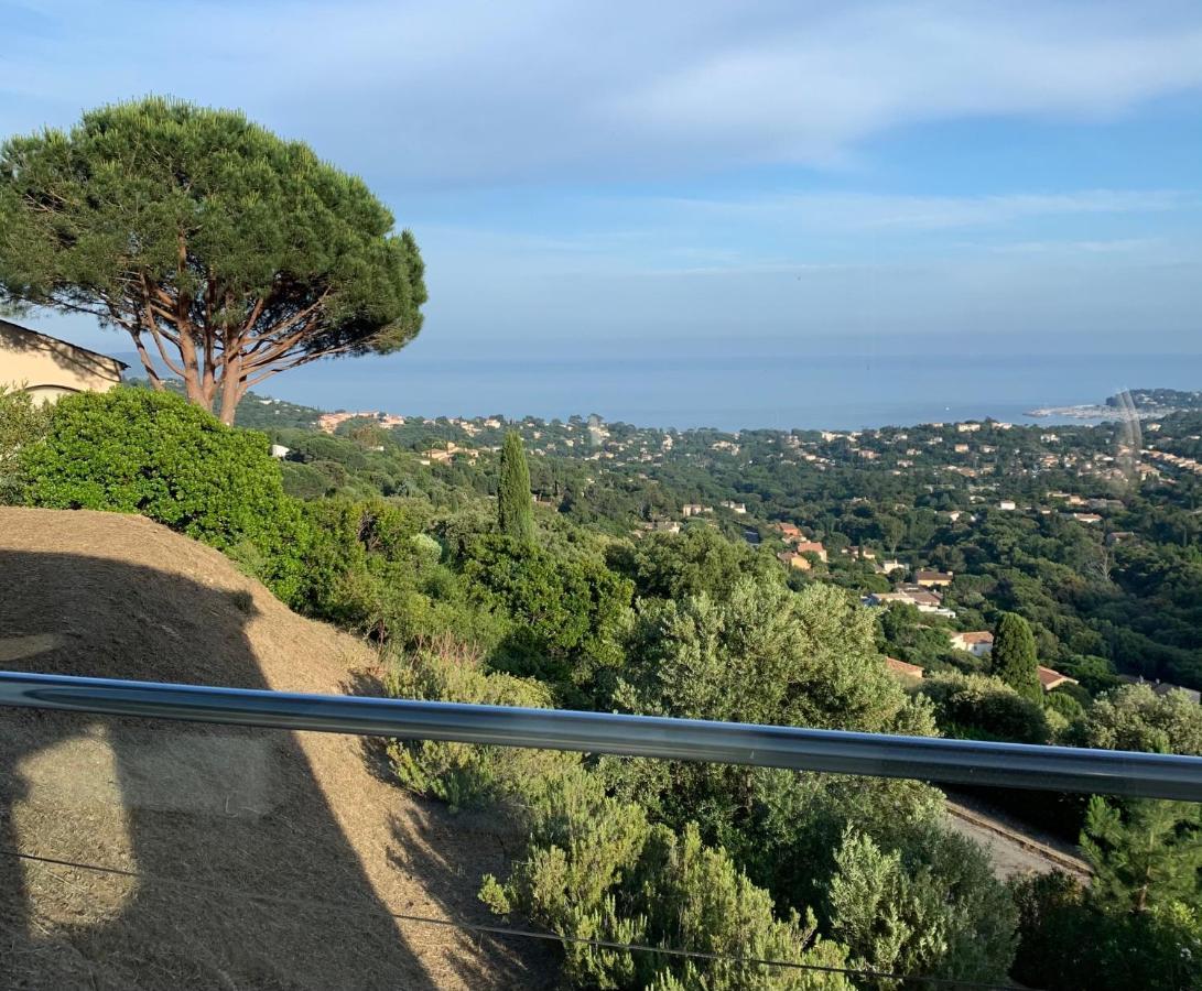 Maison Avec Vue Panoramique Cavalaire-sur-Mer Exteriér fotografie